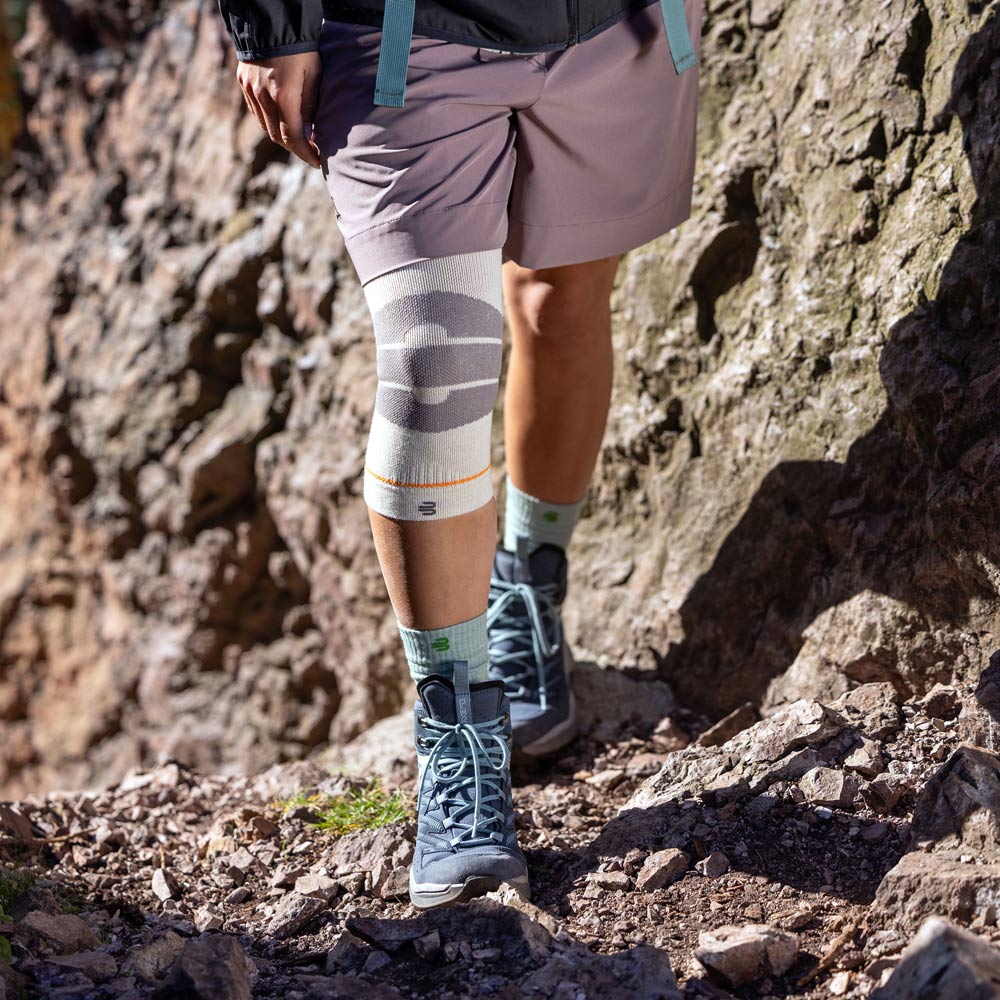 Outdoor Compression Knee Support | Bauerfeind
